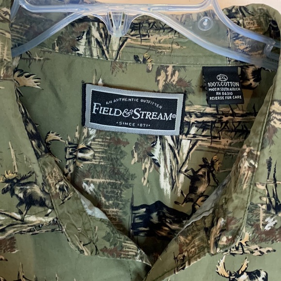2/$20 Field & Stream 2XL Moose Shirt - Picture 2 of 7